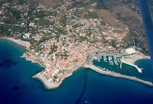 Hotel Baia Delle Sirene Marina di Camerota Buitenkant foto